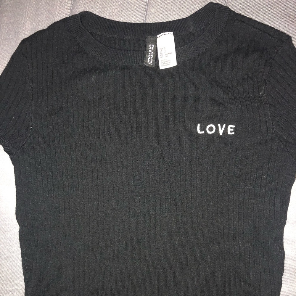 Black Ribbed 'LOVE' Embroidered H&M Shirt!!
